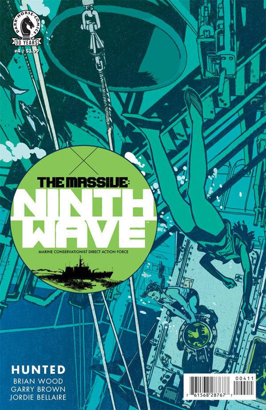 MASSIVE NINTH WAVE #4 COVER
